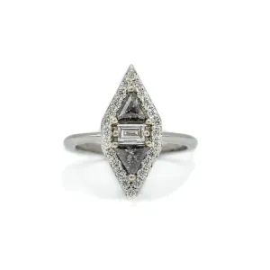 14kw .45ctw Trillion Salt & Pepper Diamond Ring