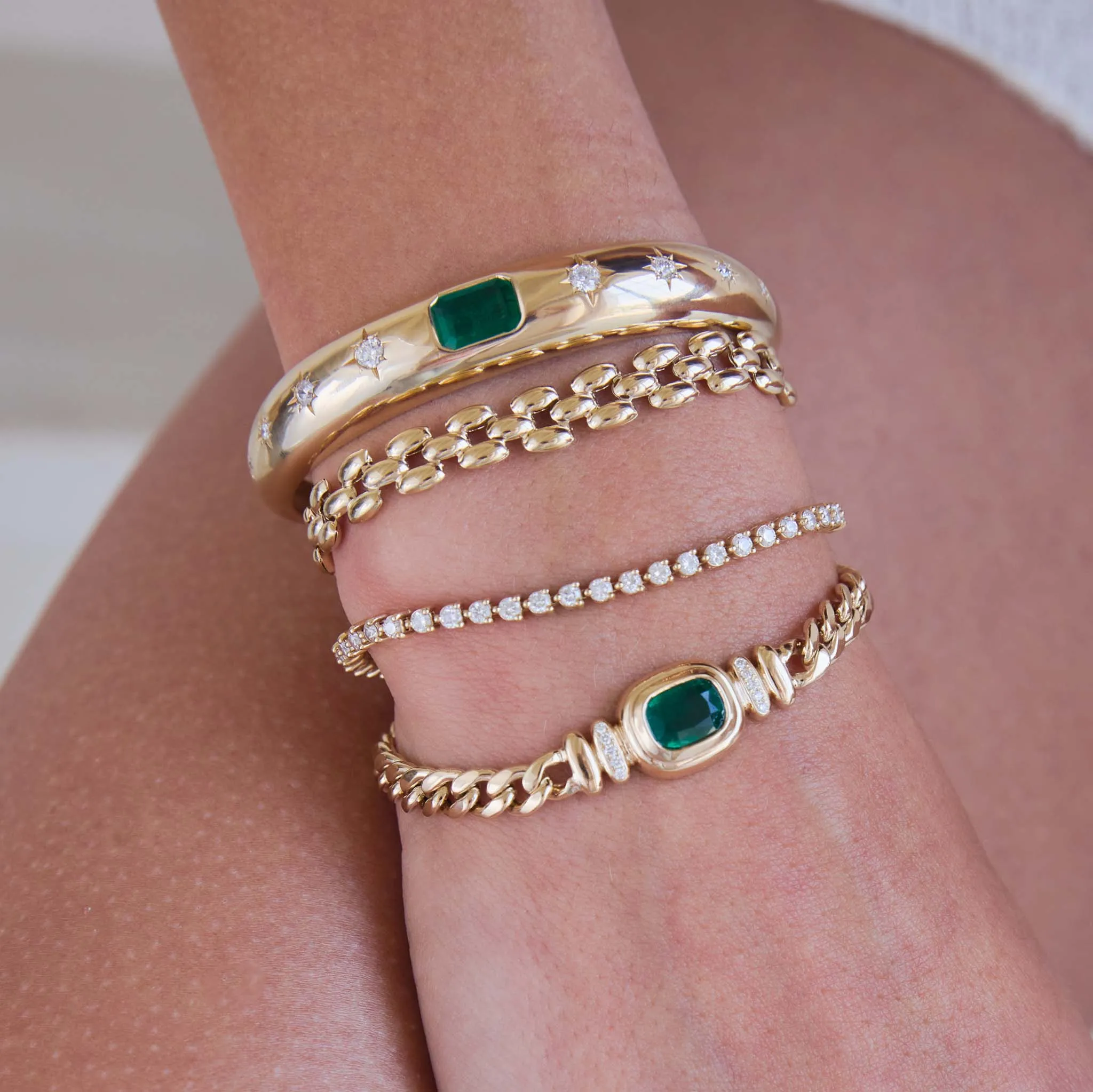 3.02 ctw Radiant Emerald Bezel Curb Chain Bracelet