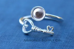 4mm Silver Heart Key Wrap Bypass Adjustable Bezel Ring blank