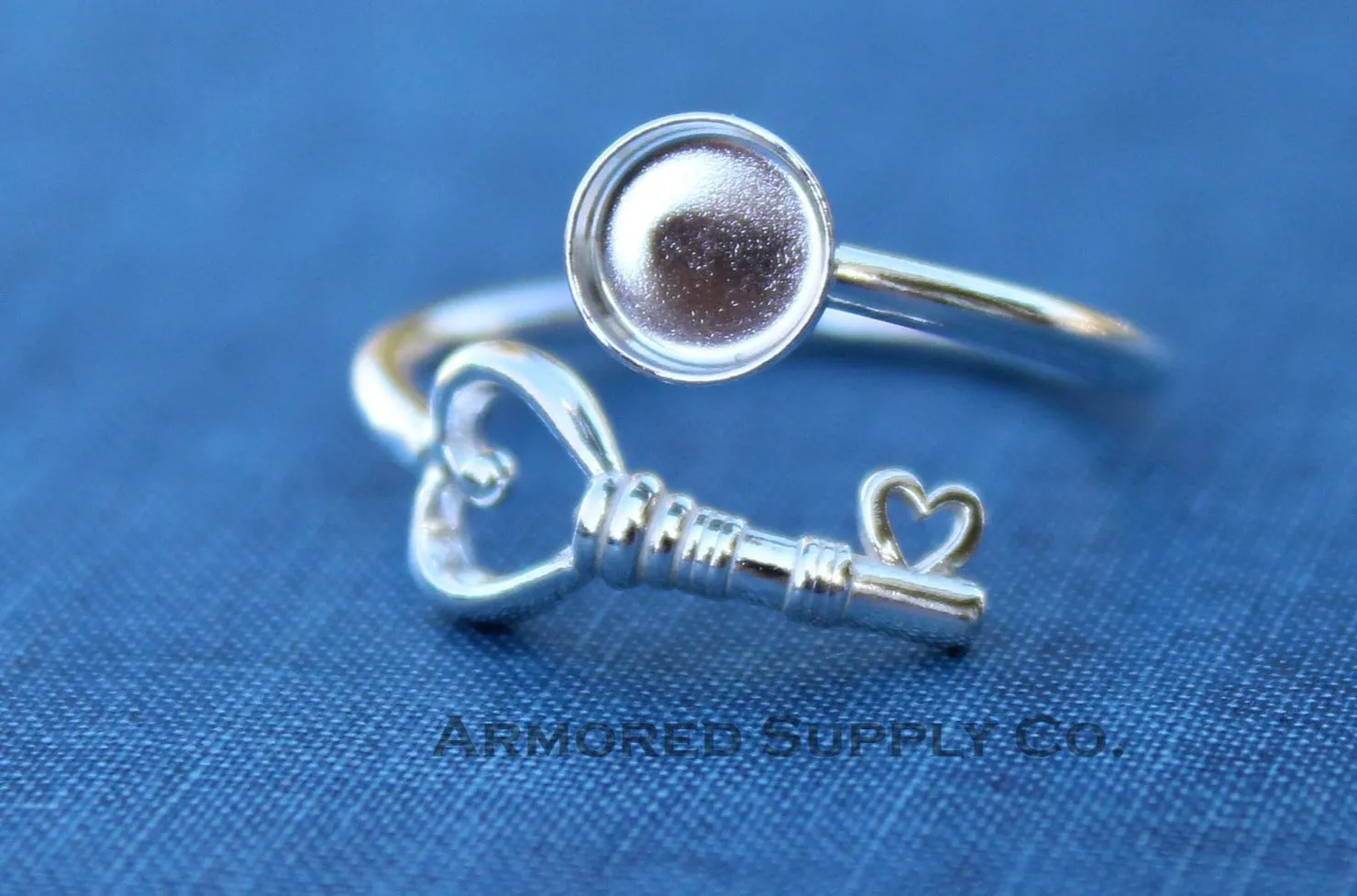 4mm Silver Heart Key Wrap Bypass Adjustable Bezel Ring blank