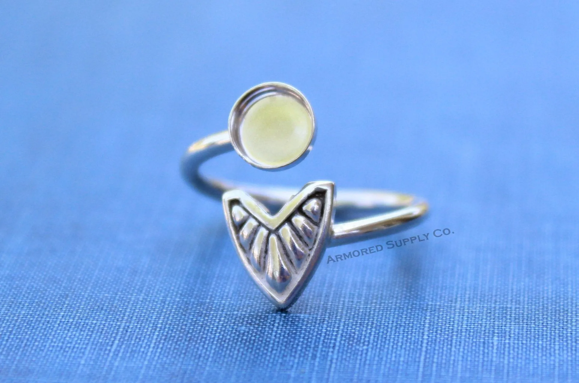 6mm Silver Chevron Wrap Bypass Adjustable Bezel Ring blank