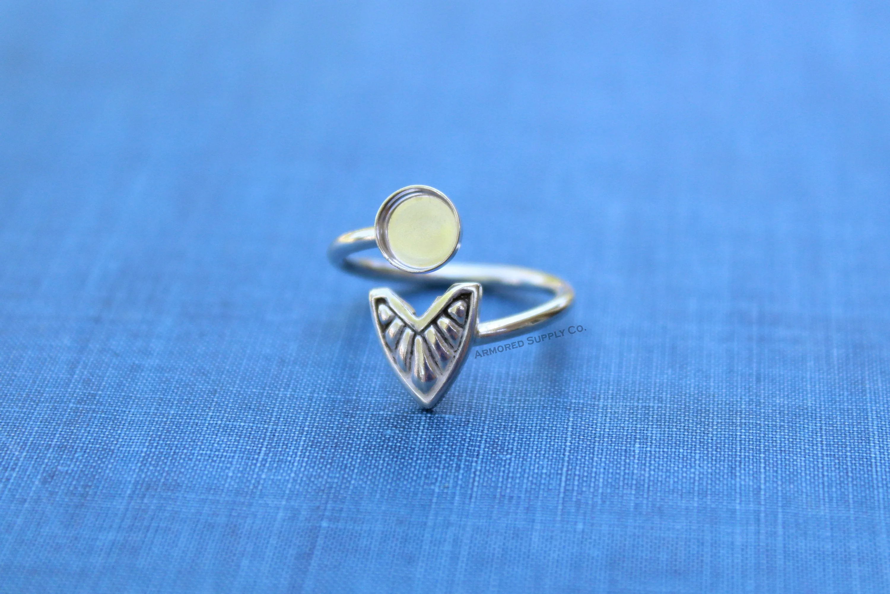 6mm Silver Chevron Wrap Bypass Adjustable Bezel Ring blank