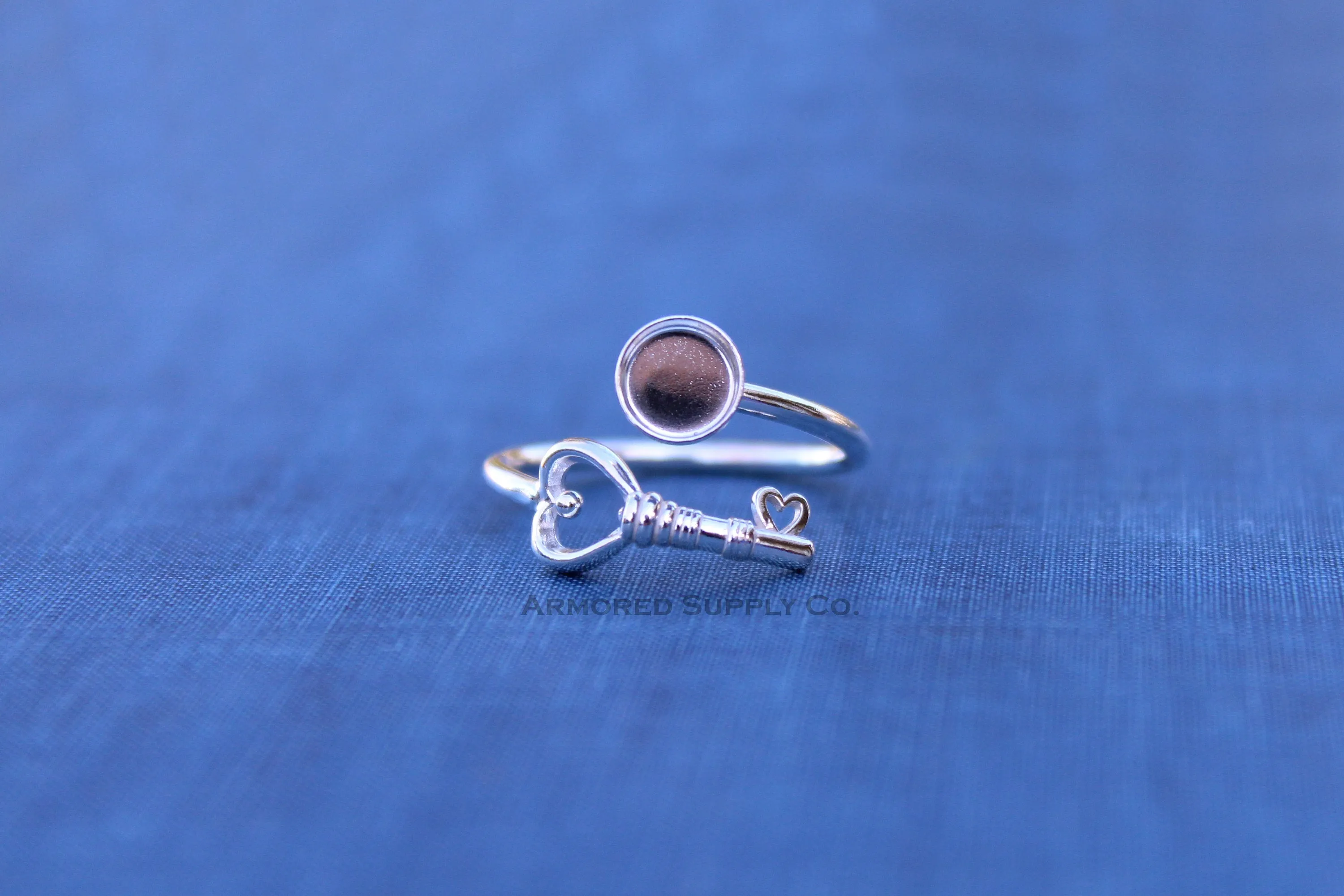 7mm Bezel Silver Heart Key Wrap Bypass Adjustable Ring blank