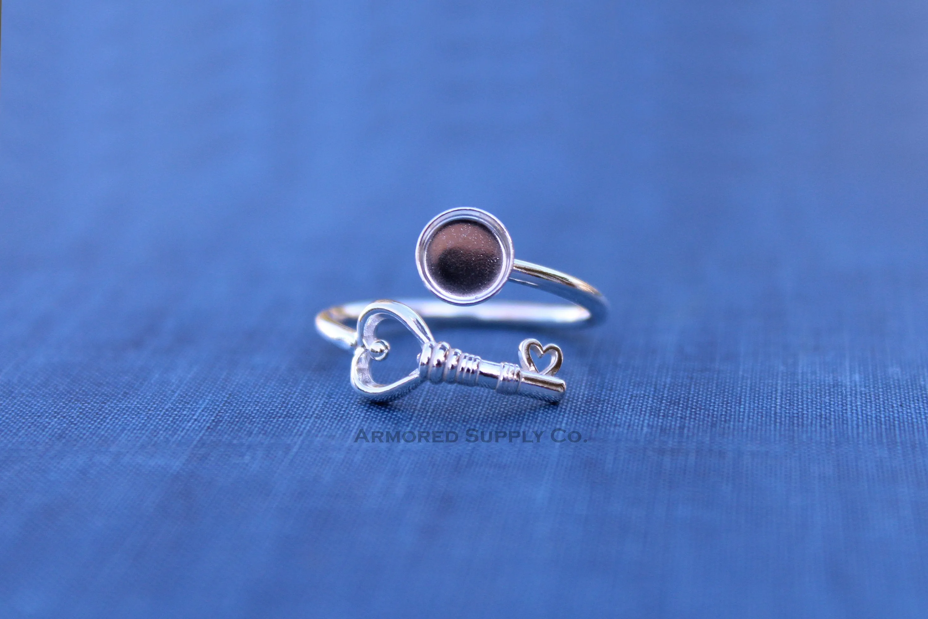 7mm Bezel Silver Heart Key Wrap Bypass Adjustable Ring blank