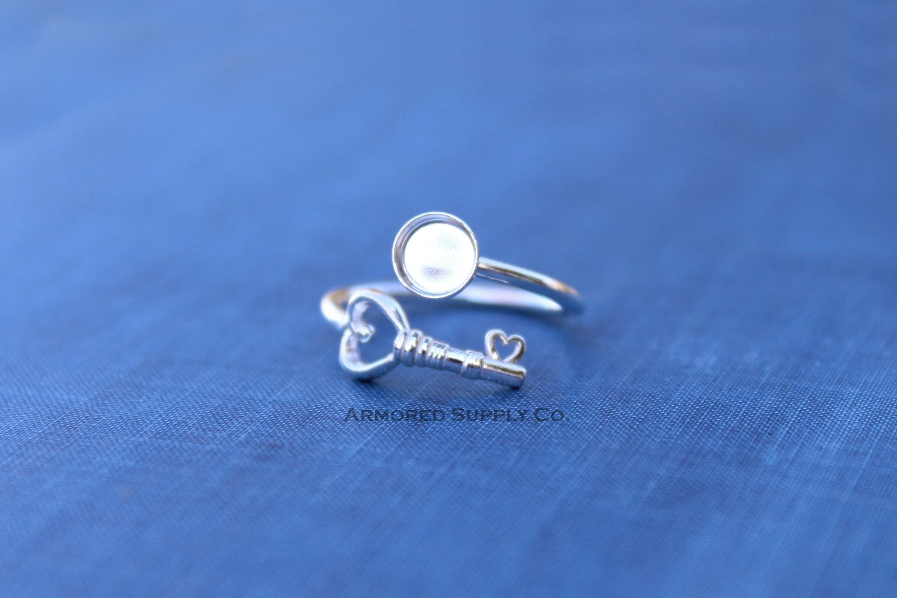 7mm Bezel Silver Heart Key Wrap Bypass Adjustable Ring blank
