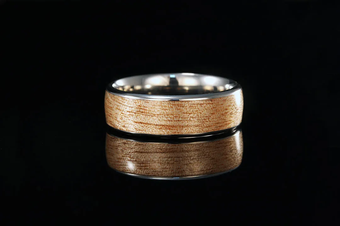 AVOCADO WOOD TITANIUM RING