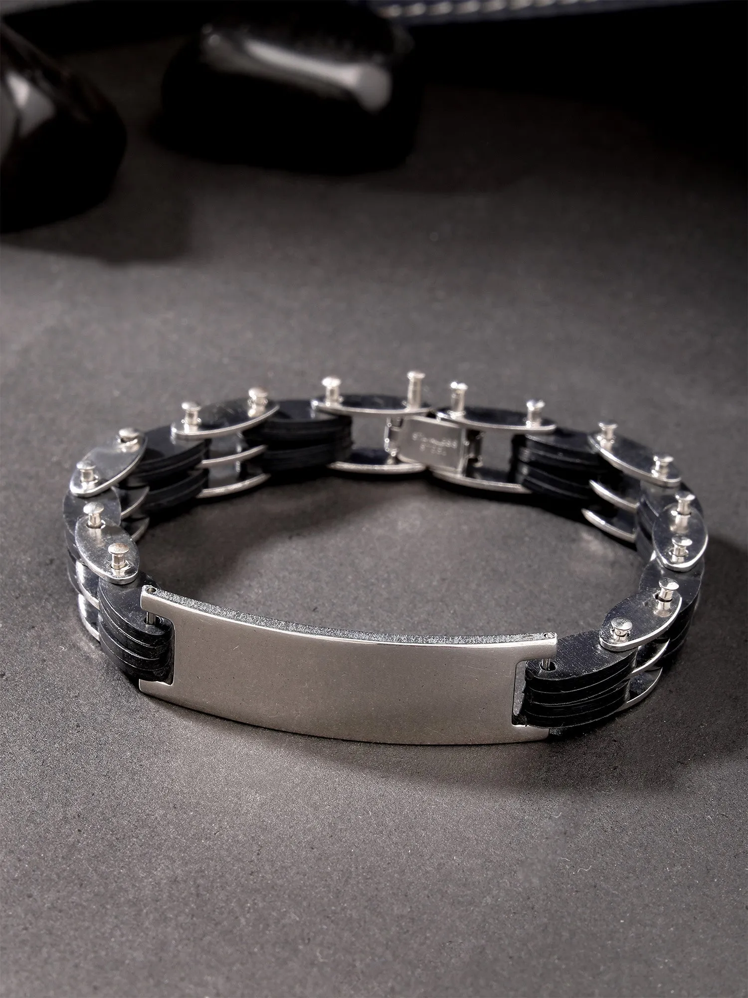 Bohey by KARATCART Black and Silver Link Bracelet for Men