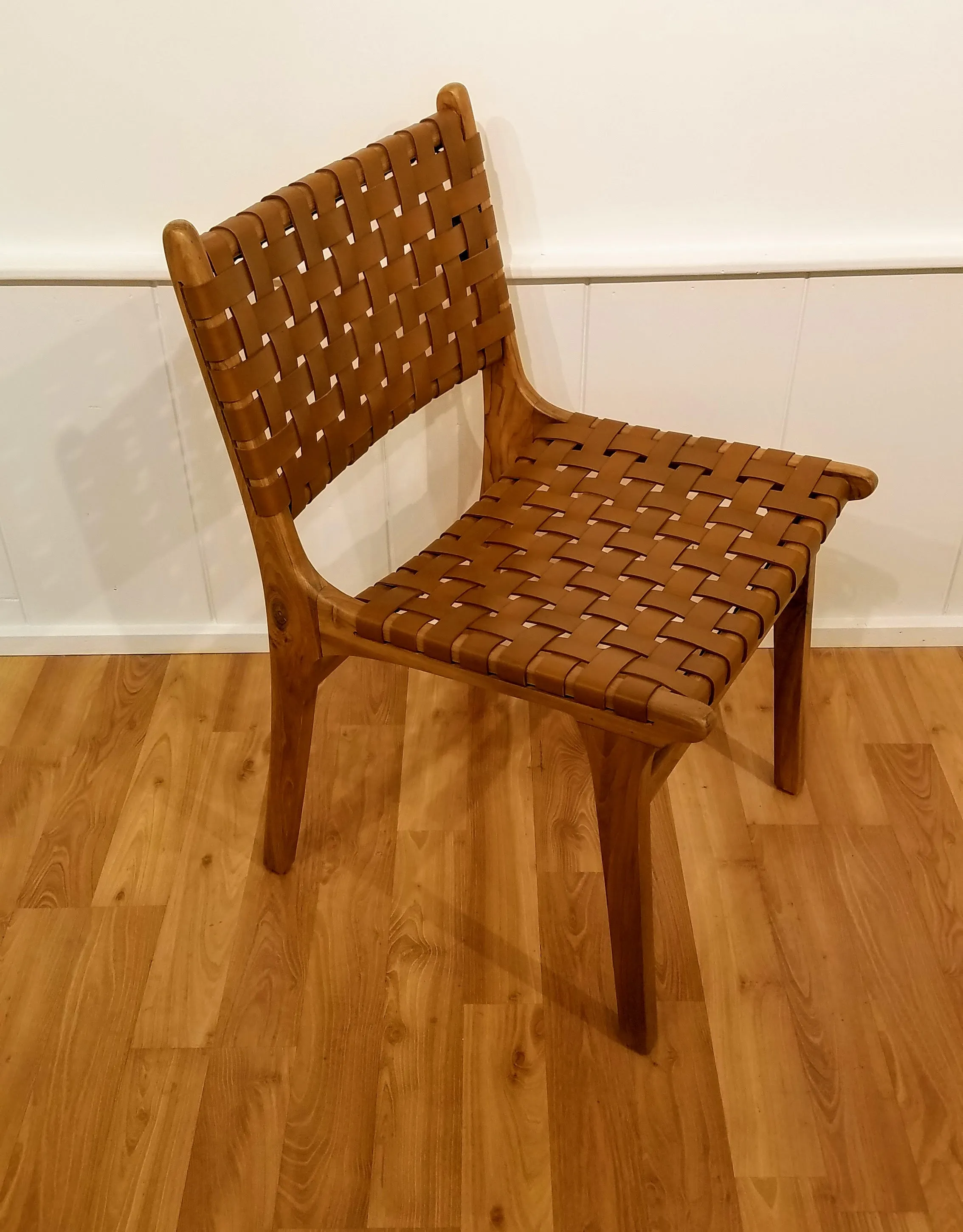 BRAIDED LEATHER DINNING CHAIR