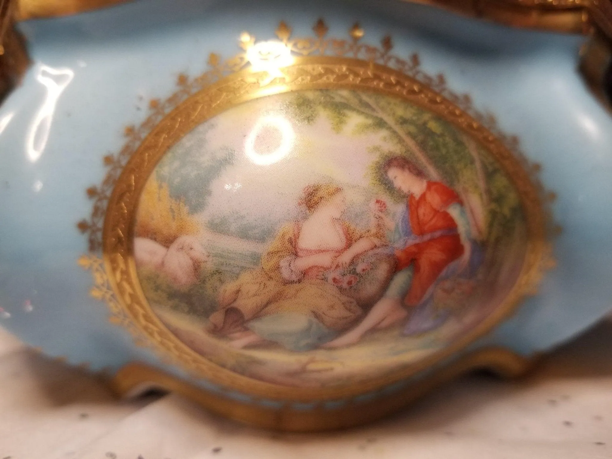 Chantilly Lt Blue Chest - Limited Edition