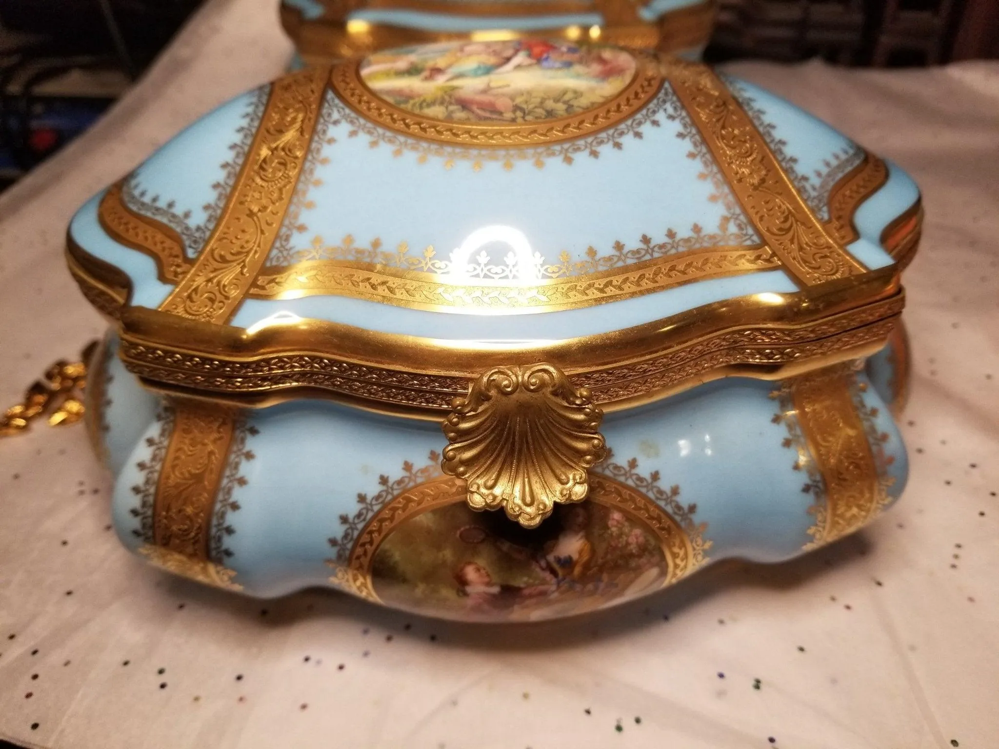 Chantilly Lt Blue Chest - Limited Edition
