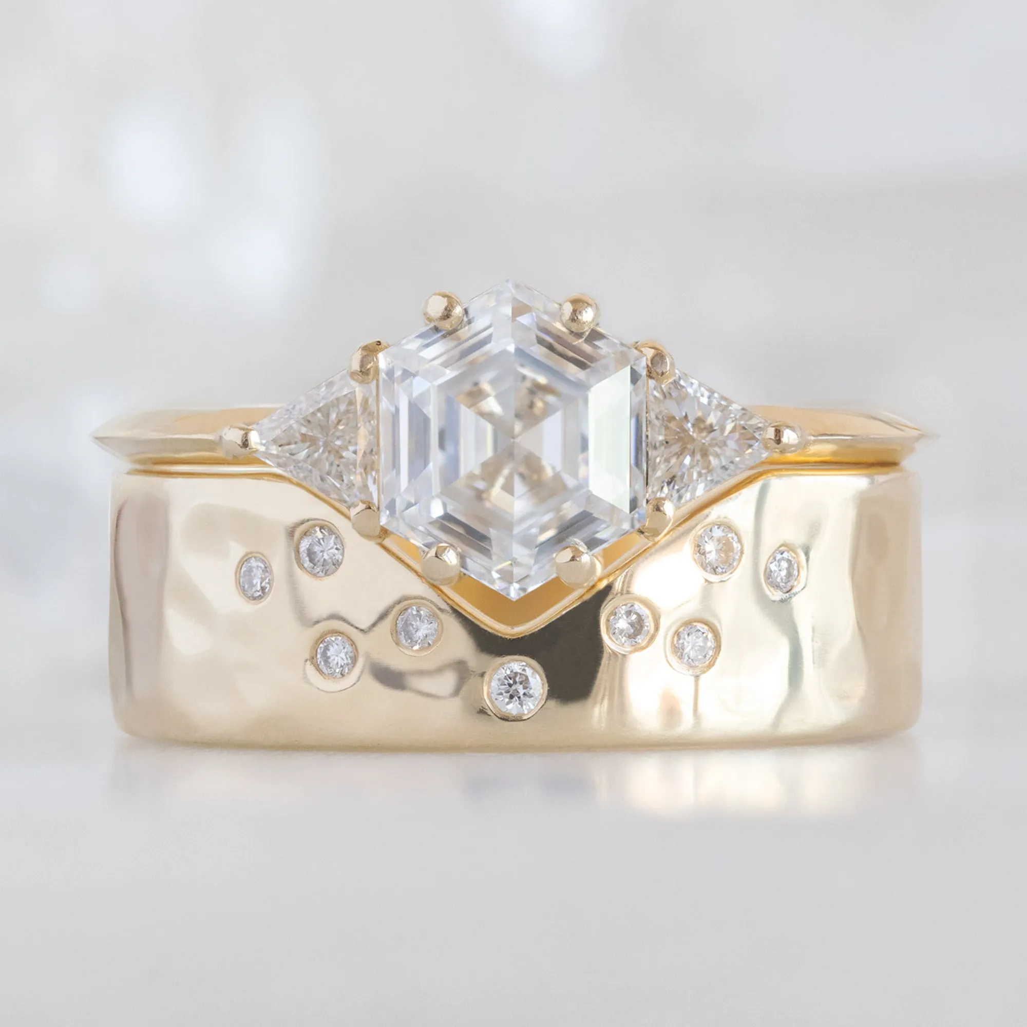 Constellation Cut-Out Stacking Band | Peak Cut Out in 14K Yellow Gold