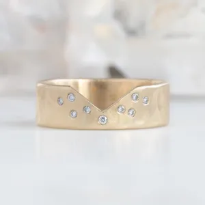 Constellation Cut-Out Stacking Band | Peak Cut Out in 14K Yellow Gold