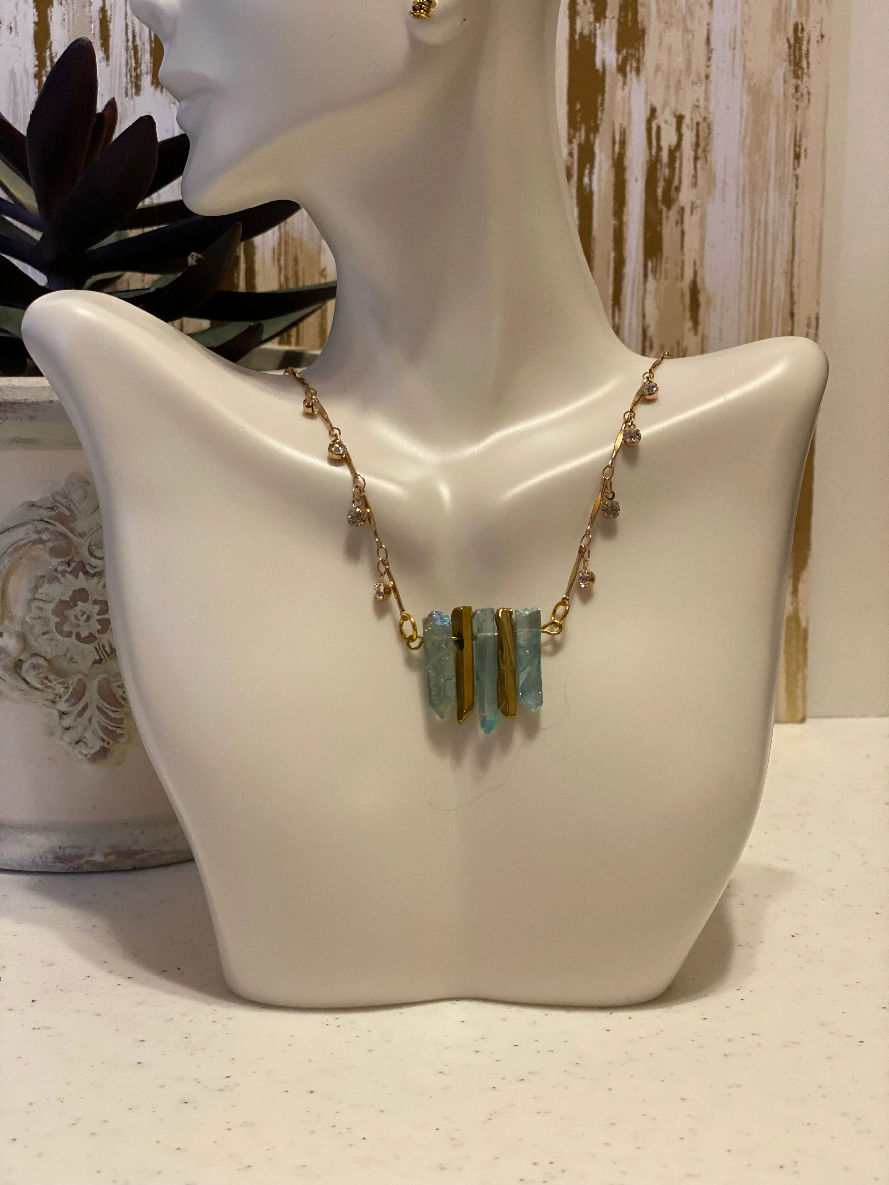 Crystal and hematite necklace