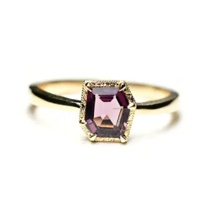 Fancy Purple Spinel Solitaire