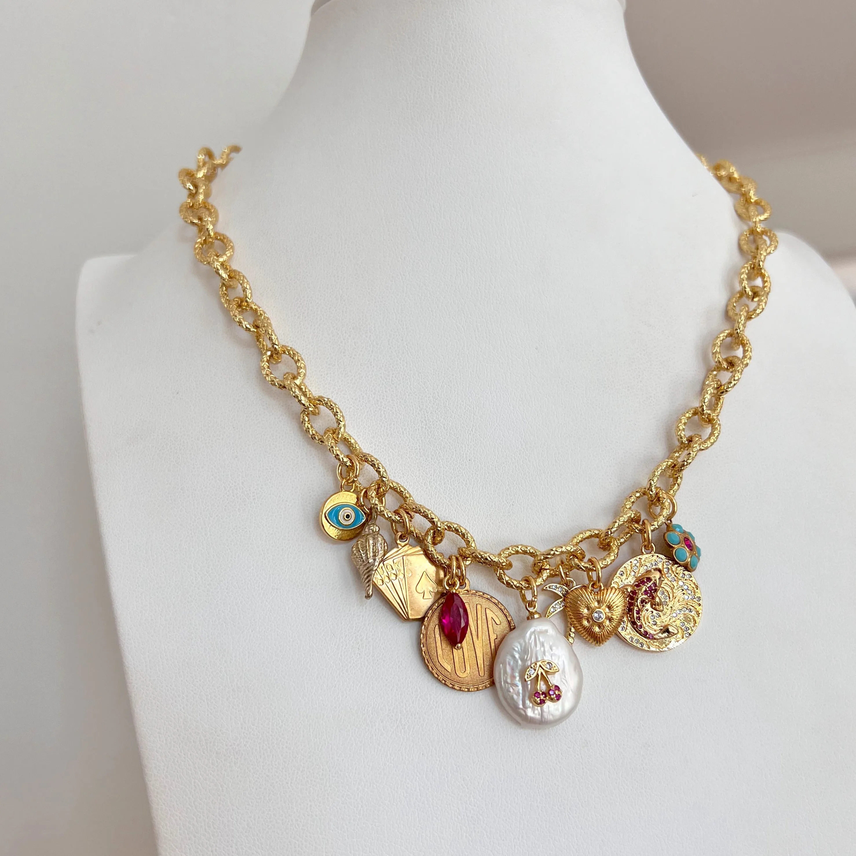 Fine Line Necklace