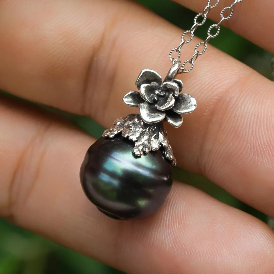 Green Edison Pearl Silver Pendant