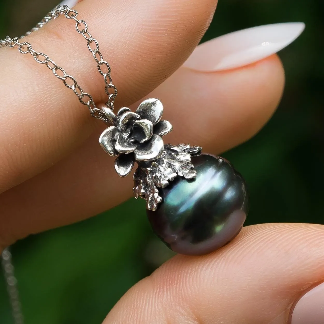 Green Edison Pearl Silver Pendant