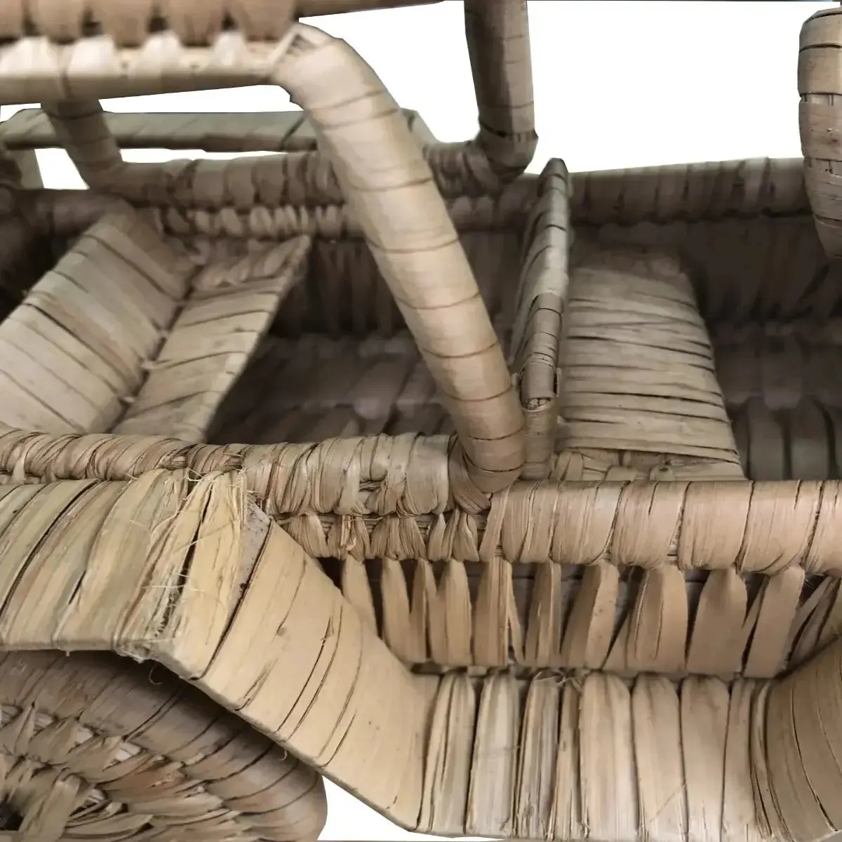 Hand Crafted Palm Leaf Model Of Land Rover - Rustic Charm Beautiful Detail