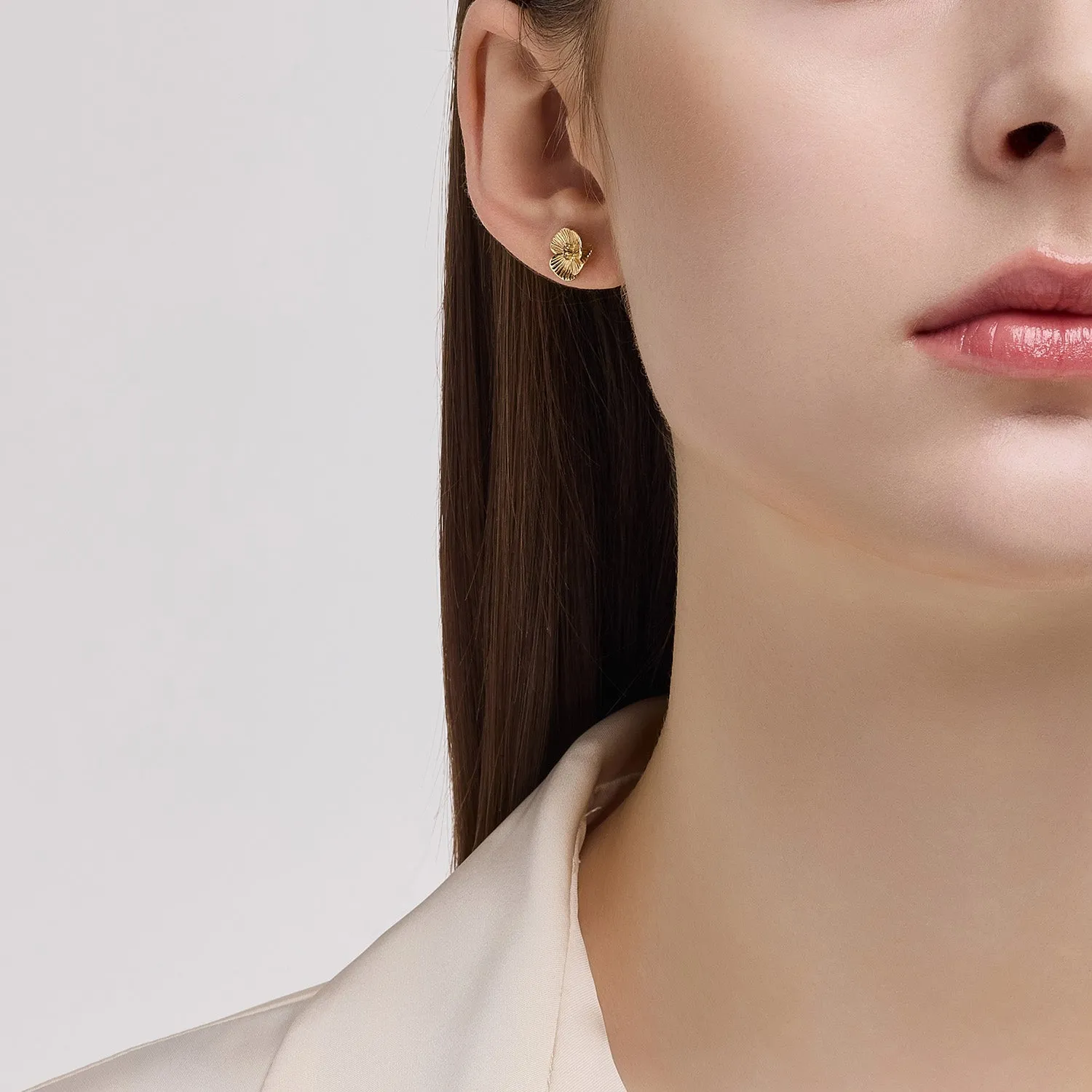 La D.D Gold One-sided Earring JDDEG5S044S