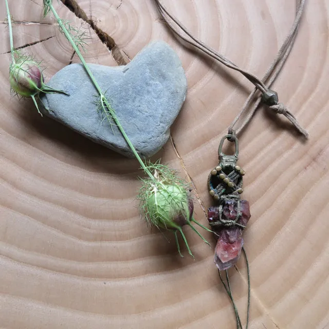 Lou Zeldis one of a kind agate brass necklace