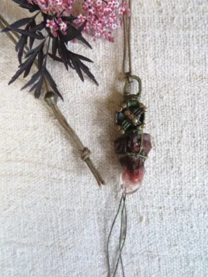 Lou Zeldis one of a kind agate brass necklace
