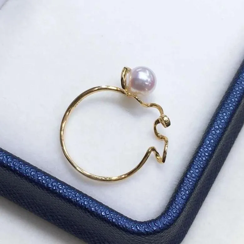Love Collection White Akoya Pearl & Diamond Ring in G18k