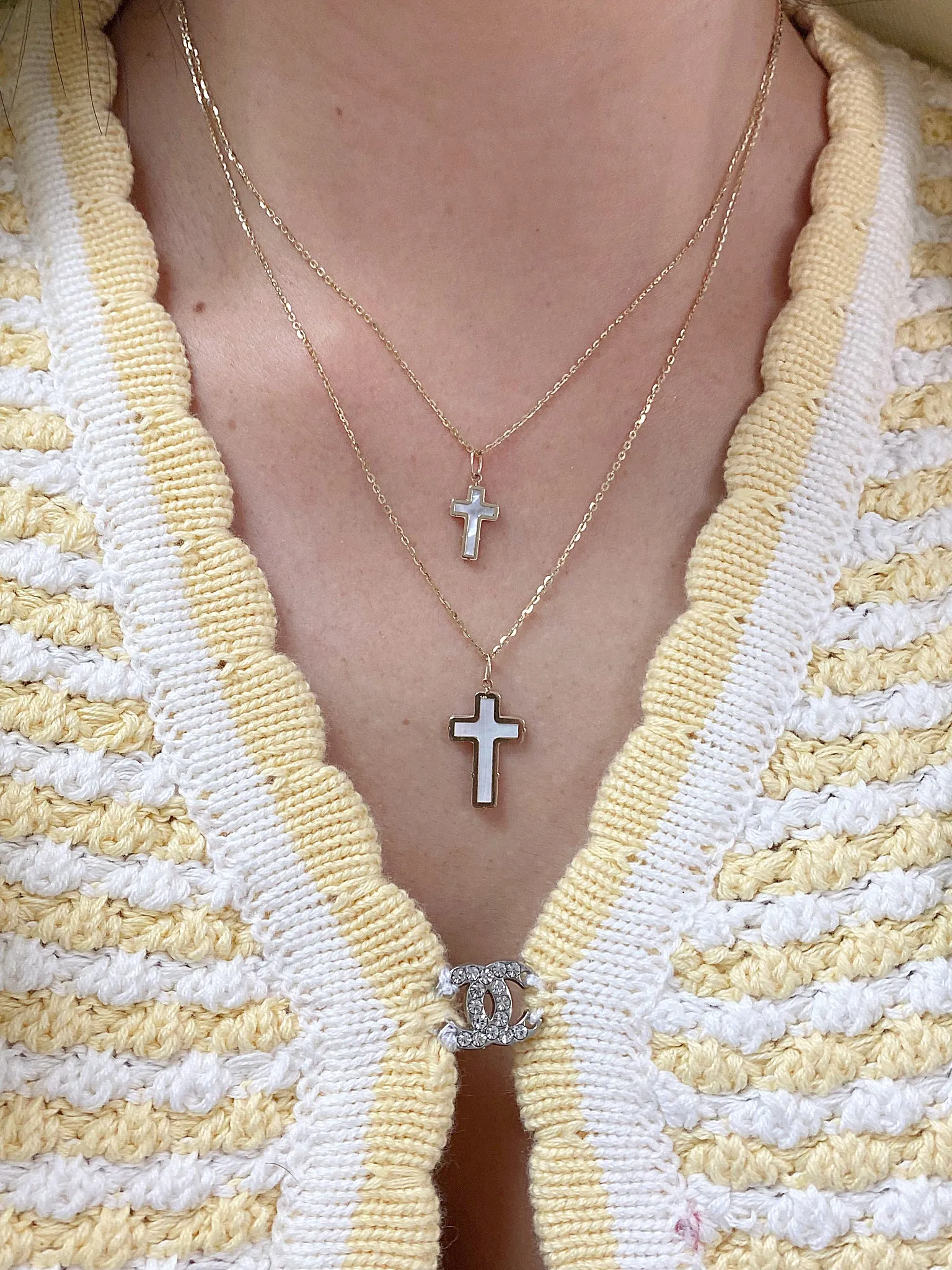 Mother of Pearl Cross Pendant 18x12mm