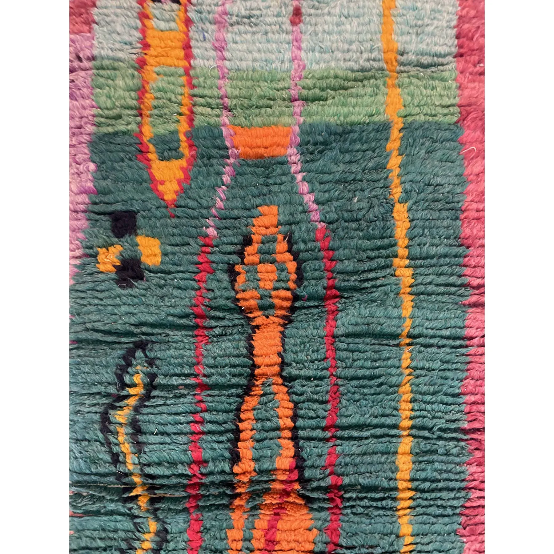 No. 679  | 2' 8" x 8' 11"