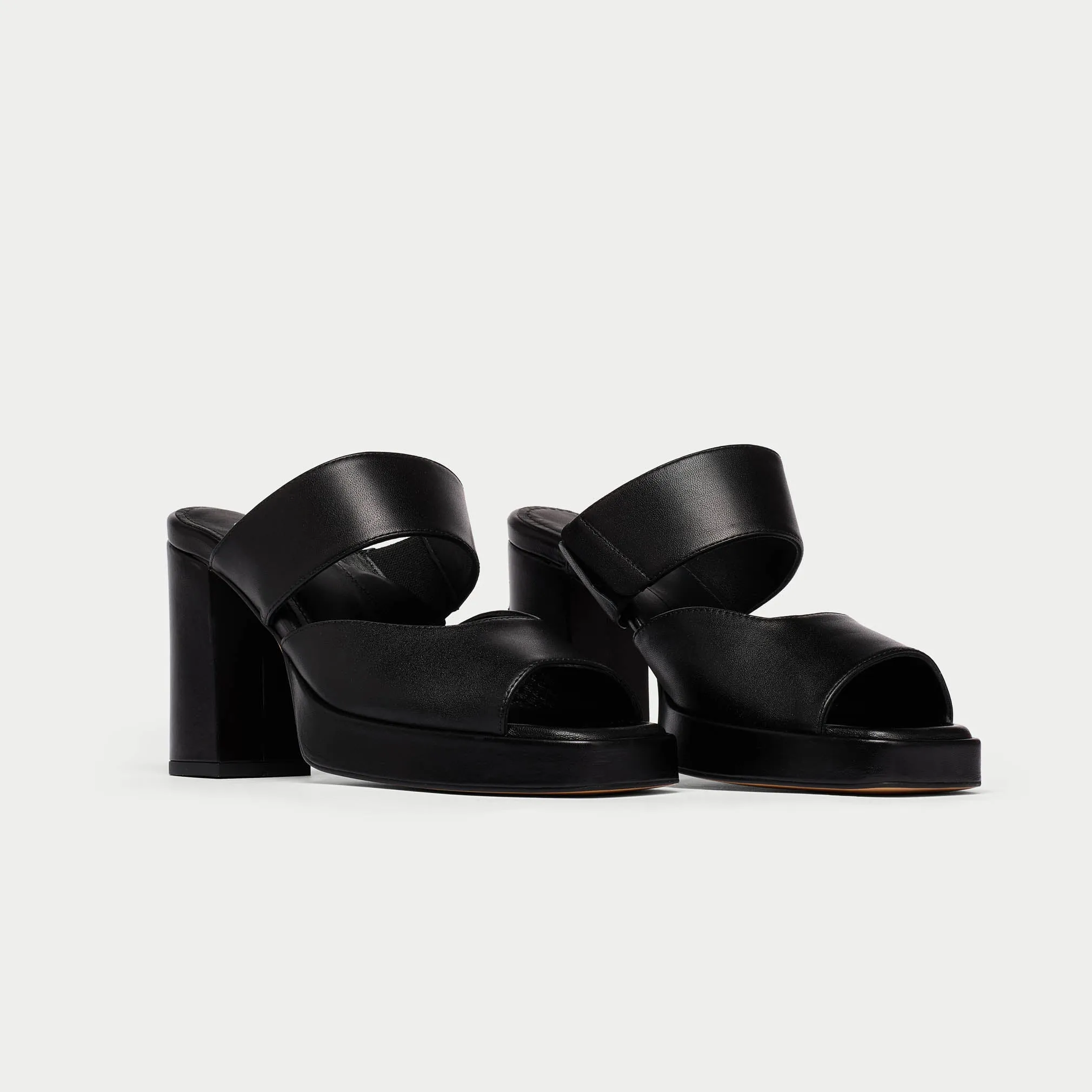 Paulette - Black Leather