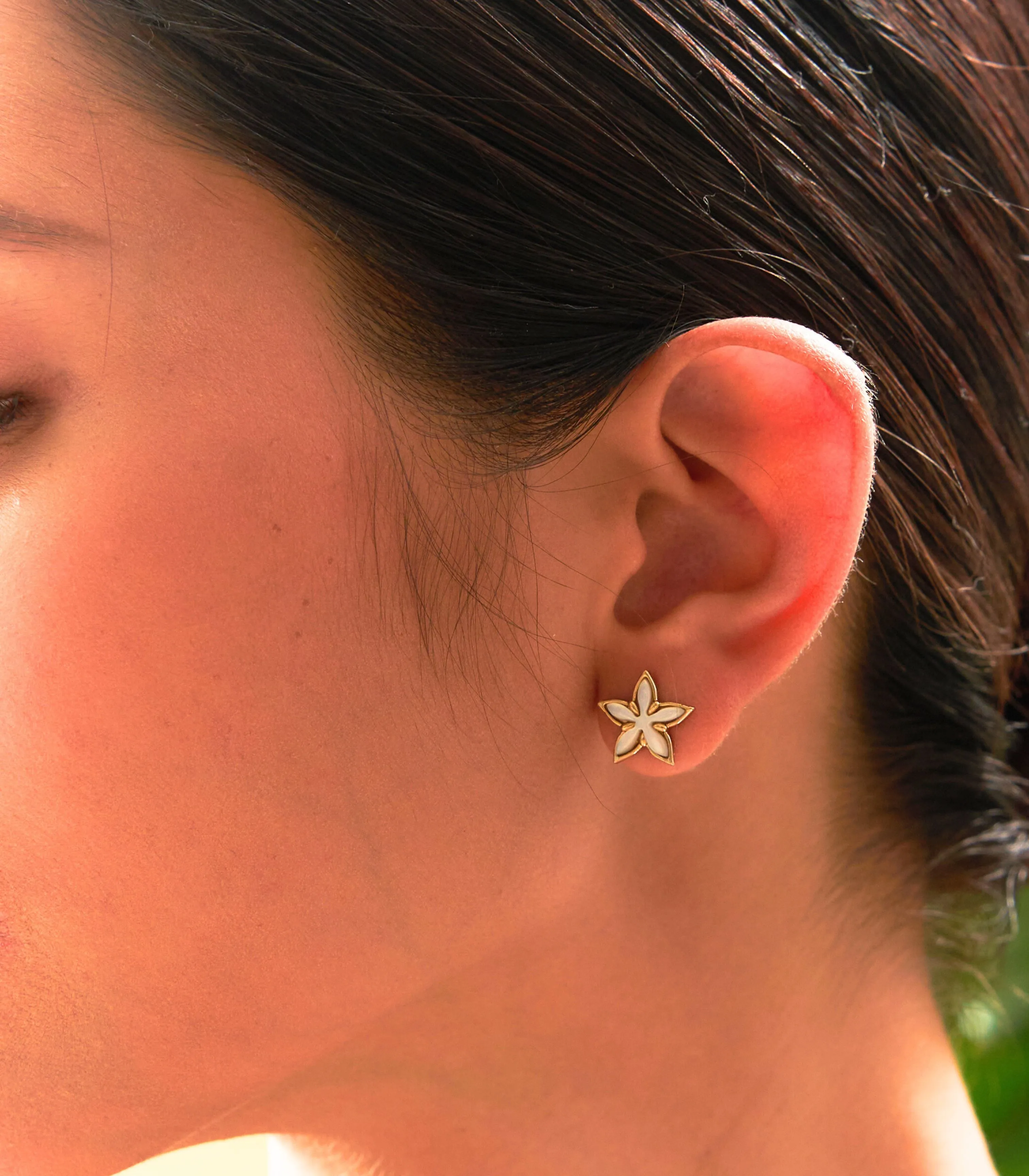 Santan Stud Earrings