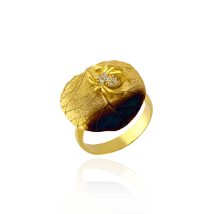 Spider on Greenbrier Leaf Ember Ring