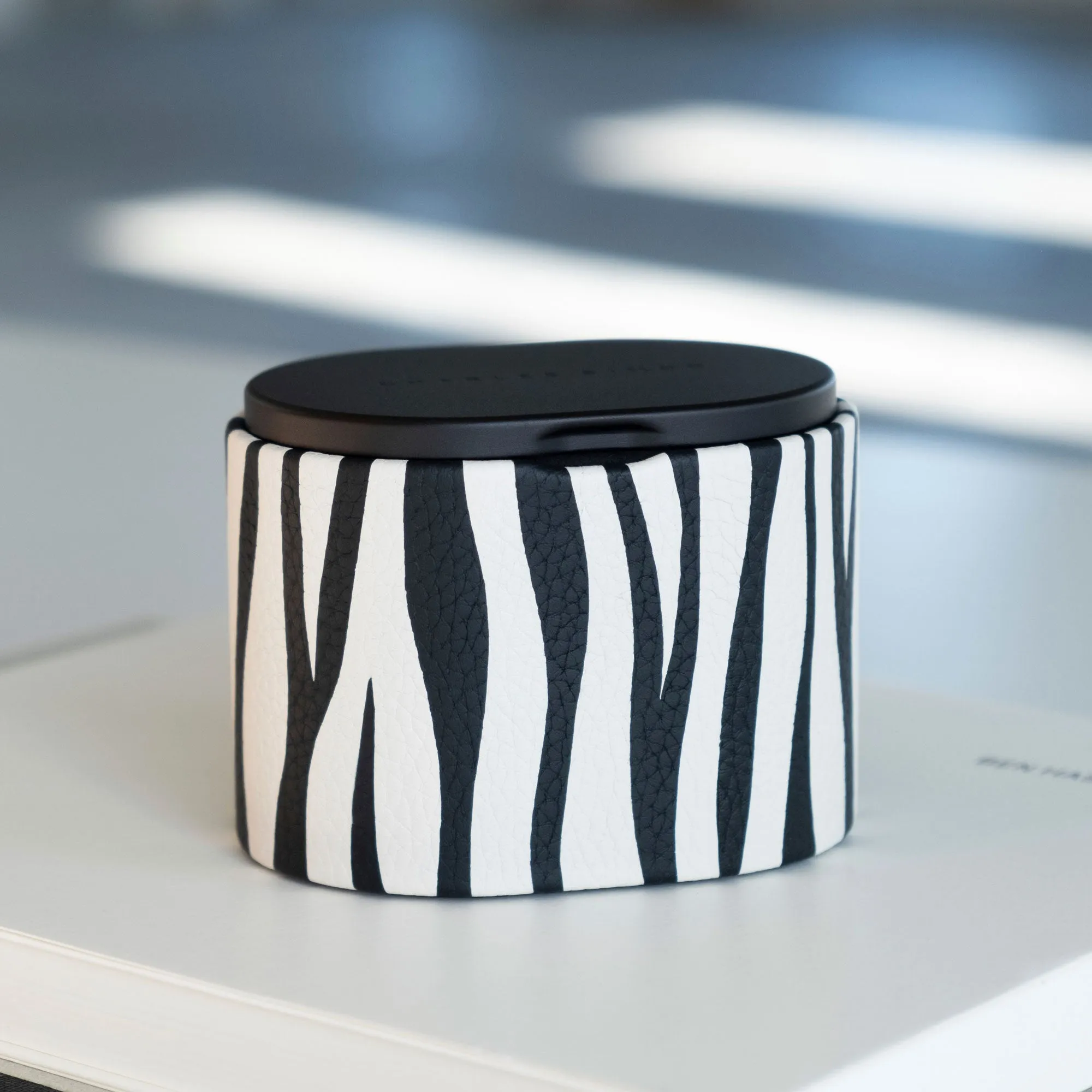 THEO WATCH ROLL SPECIAL EDITION - ZEBRA