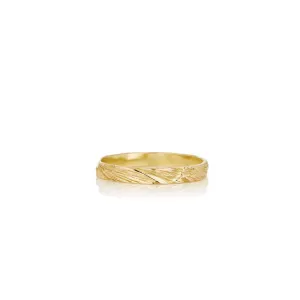 Women's solid gold ring